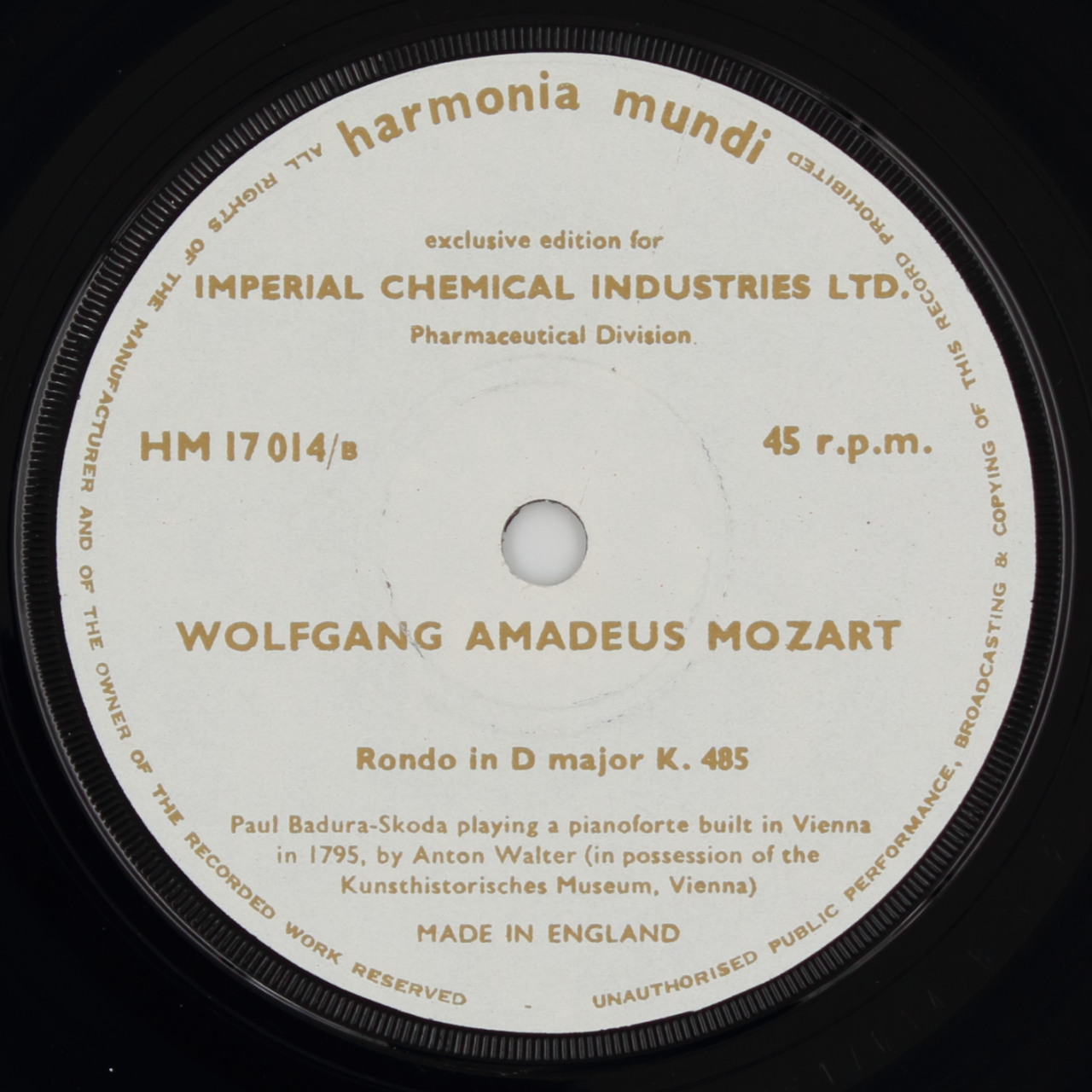 Mozart: Fantasy in D-minor / Rondo in D-major